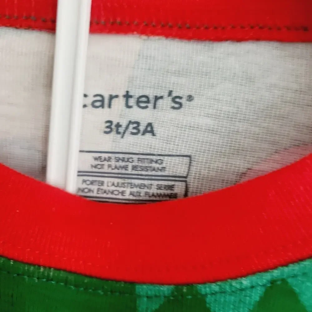 New 3T Carter's cotton pajamas